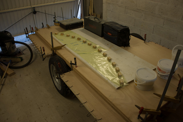 floor panel beams